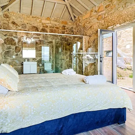 Holiday home Casa Vale Do Luar