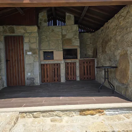 בית נופש Casa Vale Do Luar סלוריקו דה באשטו