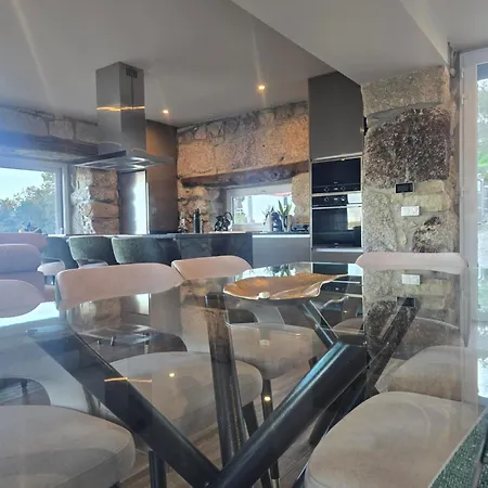 Casa Vale Do Luar Дом отдыха Селорику-ди-Башту